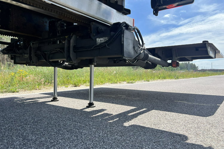 TGM 18.320 Kontener 24 Palet, Automat, Euro 6 MAN TGM 18.320 Kontener 24 Paletowy, Poduszki, Winda, Klima, Gwarancja zdjęcie 12