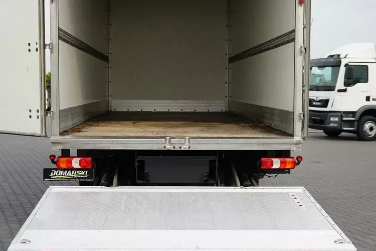 Mercedes ATEGO / 1221 / ACC / EURO 6 / KONTENER + WINDA / 17 PALET zdjęcie 10