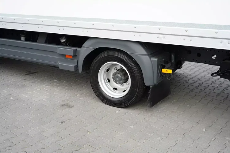 Mercedes ATEGO / 1221 / ACC / EURO 6 / KONTENER + WINDA / 17 PALET zdjęcie 24
