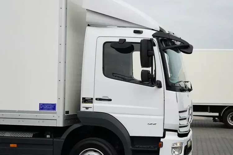 Mercedes ATEGO / 1221 / ACC / EURO 6 / KONTENER + WINDA / 17 PALET zdjęcie 32