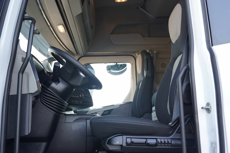 Ford F-MAX 500 / HYDRAULIKA / KLIMA POSTOJOWA / 2 ZBIORNIKI PALIWA  zdjęcie 25