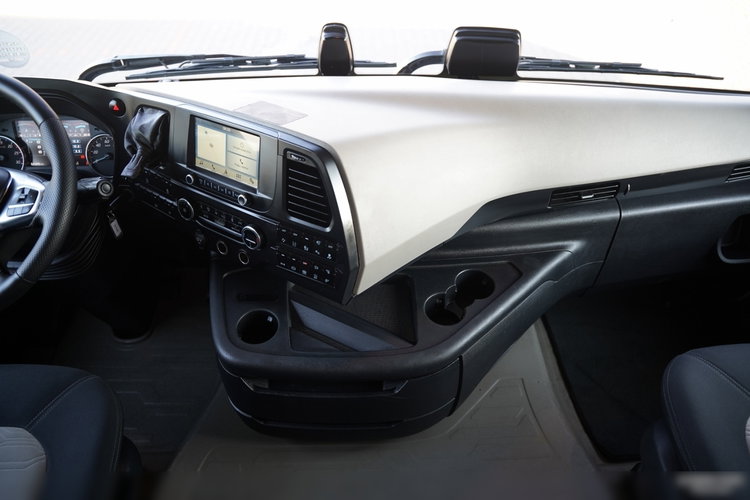 Ford F-MAX 500 / HYDRAULIKA / KLIMA POSTOJOWA / 2 ZBIORNIKI PALIWA  zdjęcie 32