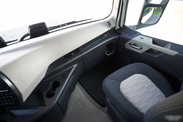 Ford F-MAX 500 / HYDRAULIKA / KLIMA POSTOJOWA / 2 ZBIORNIKI PALIWA  zdjęcie 33