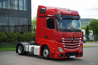 Mercedes Actros