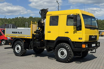 MAN LE 180C 4x4 DOKA 4.6/180KM Skrzyniowy + HDS Hiab 052-2 Brygadówka 6 osób Blokady Reduktor DMC - 7490kg UNIKAT ( Man , Star )