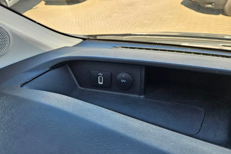 Ford transit L3H2 84999zł NETTO Brygadówka 6 osób 2.0TdCi/170KM zdjęcie 19