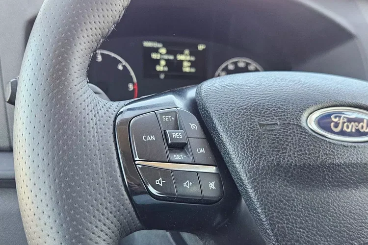 Ford transit L3H2 84999zł NETTO Brygadówka 6 osób 2.0TdCi/170KM zdjęcie 22