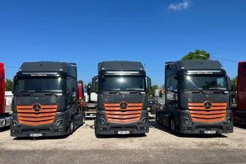 Mercedes Actros