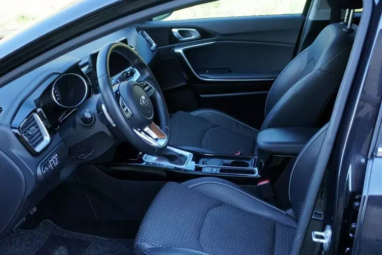Kia xceed zdjęcie 71