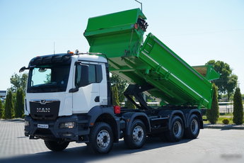 MAN TGS 35.470 / 8x4 / WYWROTKA 2 STRONNA / HYDROKLAPA / HYDROBURTA / BORDMATIK / OPONY 100% / NAVI RIO / EURO 6 