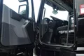 samochód ciężarowy Renault zdjęcie 25