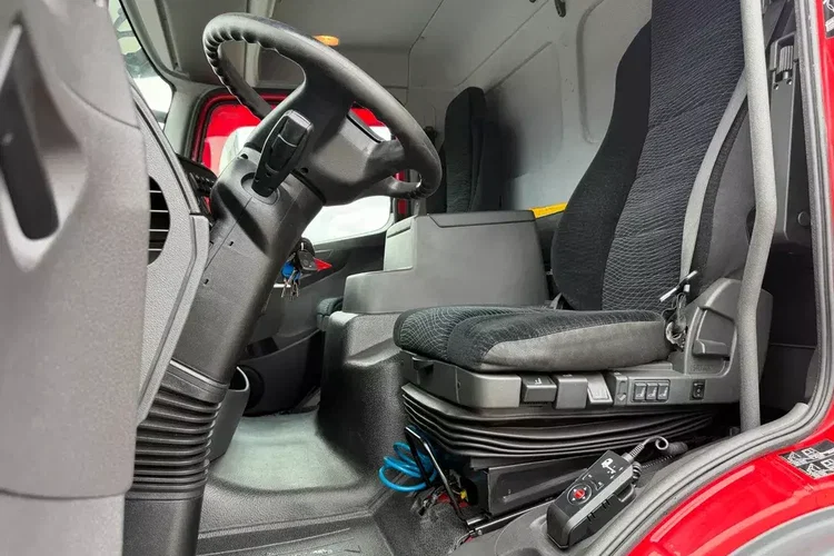 Mercedes ATEGO 818, Klima, webasto, 17 euro palet zdjęcie 10