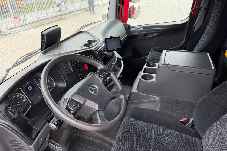 Mercedes ATEGO 818, Klima, webasto, 17 euro palet zdjęcie 8