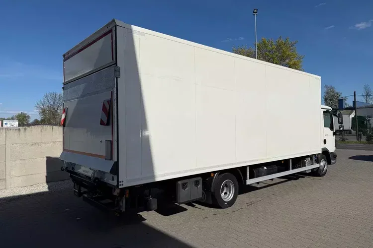 MAN TGL 12.220/ Izoterma 18 europalet zdjęcie 6