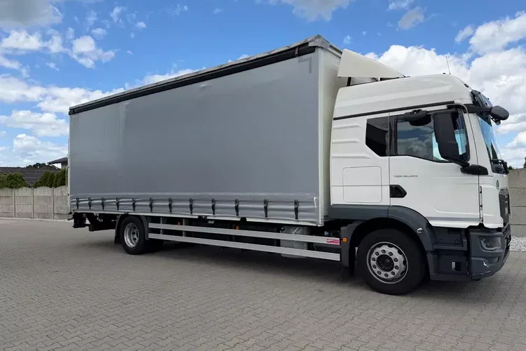 MAN TGM 18.320, Ładownośc 9, 5 tony zdjęcie 4