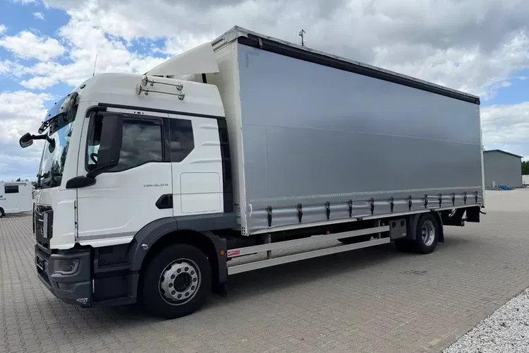 MAN TGM 18.320, Ładownośc 9, 5 tony zdjęcie 8