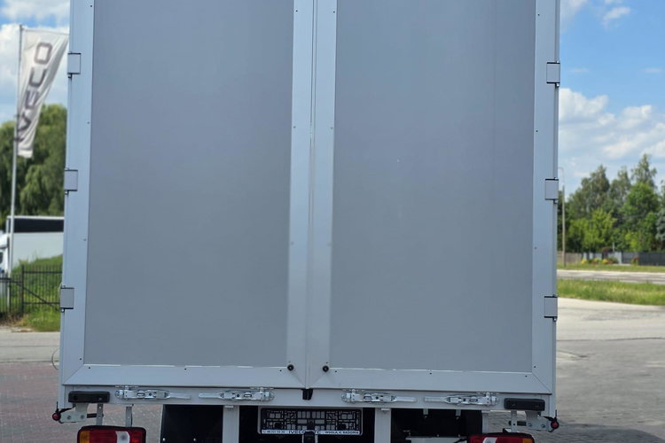 Iveco Daily 70C21HA8 zdjęcie 10