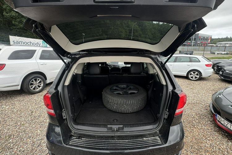Fiat Freemont 2.0d Multijet 170 KM automat 4x4 dvd skóry black code 7.os. 1.r.gwaran zdjęcie 46