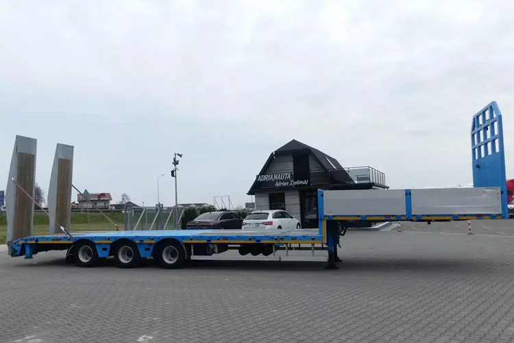 BODEX NISKOPODWOZIOWA / ROZCIĄGANA 3m / WCIĄGARKA / zdjęcie 14