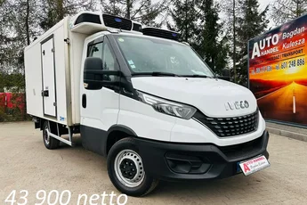 Iveco 35S16 chłodnia czterokomorowa
