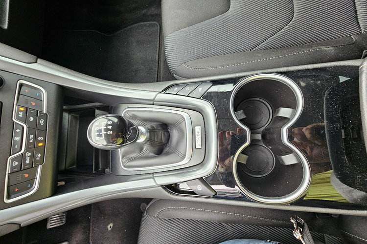 Ford Mondeo system parkowania, grzane fotele, hak, tempomat, nawigacja zdjęcie 29