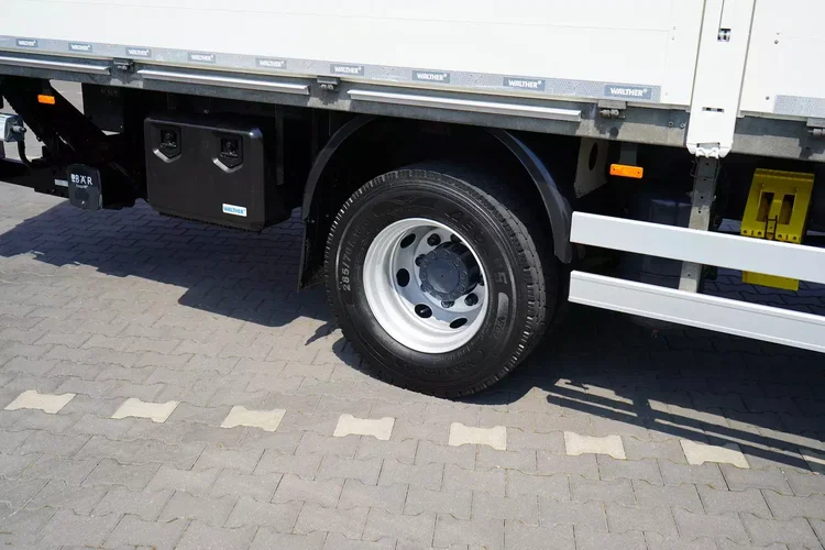 DAF LF / 260 / E 6 / ACC / BURTOFIRANKA + WINDA / ŁAD. 8 975 KG / 18 PALET zdjęcie 30