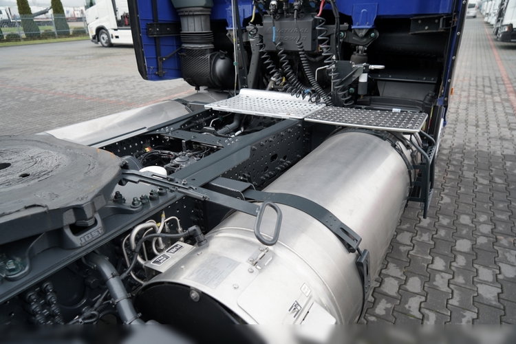 Iveco S-WAY / 460 / RETARDER / LNG zdjęcie 18