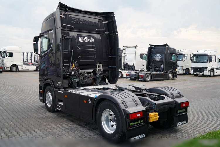 Scania S 580 / V8 / RETARDER / KLIMA POSTOJOWA / CAŁA NA PODUSZKACH / ALUFELGI / SKÓRY /  zdjęcie 7