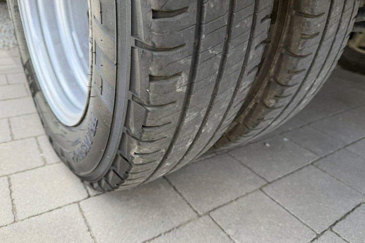 Renault Master max wywrotka 3os. bliźniak 145KM zdjęcie 9