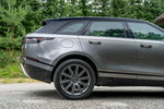 Land Rover Range Rover VELAR R-Dynamic S / 2.0 240KM AWD / Serwis ASO / Panorama / Meridian / FV zdjęcie 17