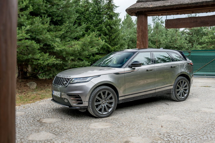 Land Rover Range Rover VELAR R-Dynamic S / 2.0 240KM AWD / Serwis ASO / Panorama / Meridian / FV zdjęcie 27