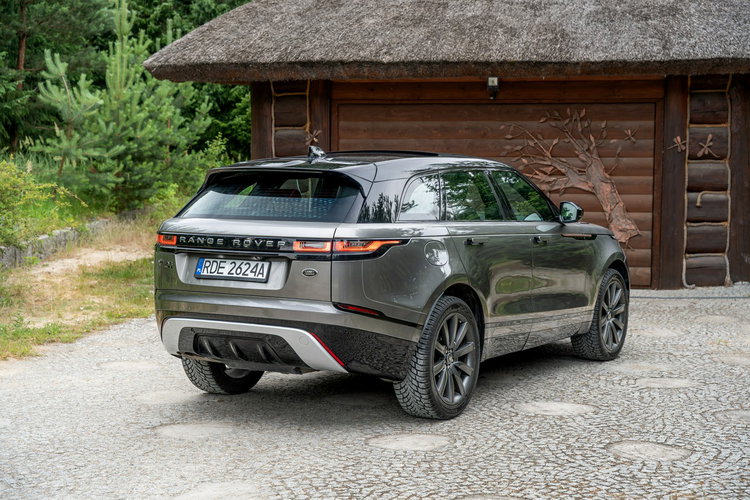 Land Rover Range Rover VELAR R-Dynamic S / 2.0 240KM AWD / Serwis ASO / Panorama / Meridian / FV zdjęcie 28