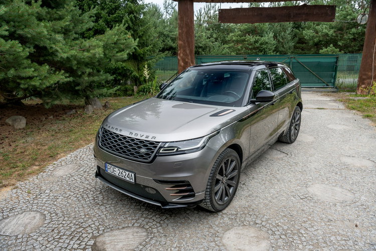 Land Rover Range Rover VELAR R-Dynamic S / 2.0 240KM AWD / Serwis ASO / Panorama / Meridian / FV zdjęcie 36