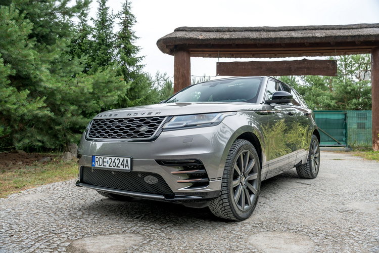 Land Rover Range Rover VELAR R-Dynamic S / 2.0 240KM AWD / Serwis ASO / Panorama / Meridian / FV zdjęcie 39