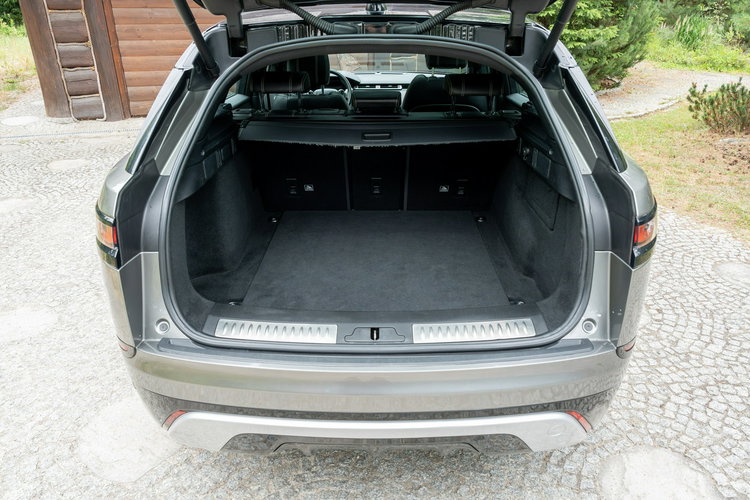 Land Rover Range Rover VELAR R-Dynamic S / 2.0 240KM AWD / Serwis ASO / Panorama / Meridian / FV zdjęcie 42
