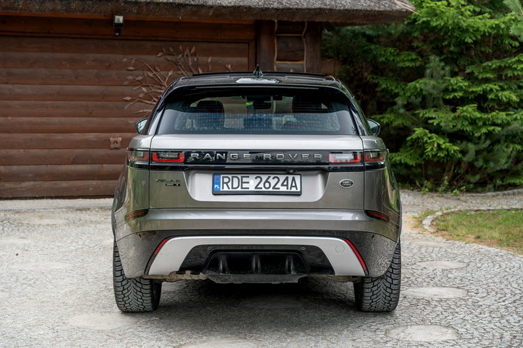 Land Rover Range Rover VELAR R-Dynamic S / 2.0 240KM AWD / Serwis ASO / Panorama / Meridian / FV zdjęcie 6
