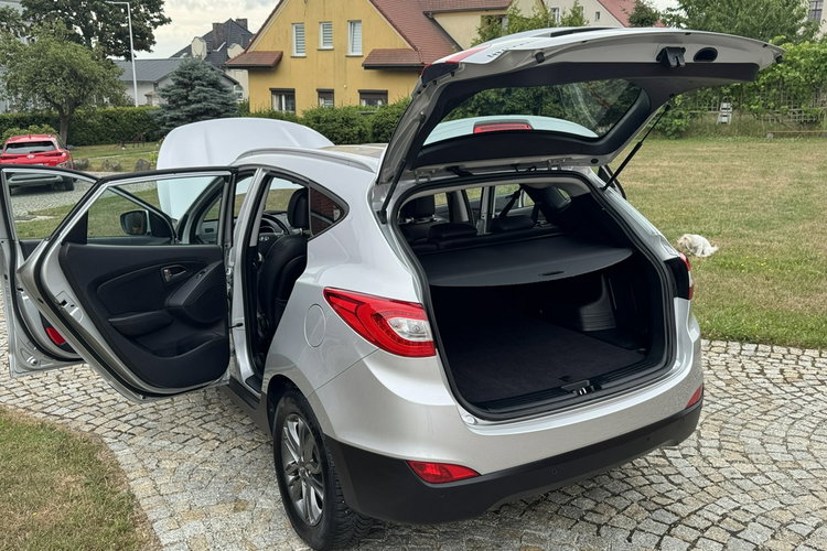 Hyundai ix35 1.6 Benz 135KM z Niemiec, LIFT 2015r, Pół-skóry, Grzane fotele, NAVI zdjęcie 14