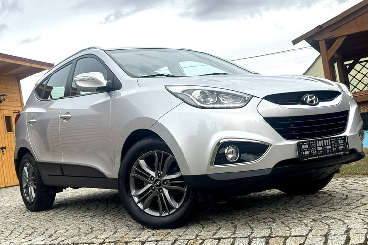 Hyundai ix35 1.6 Benz 135KM z Niemiec, LIFT 2015r, Pół-skóry, Grzane fotele, NAVI zdjęcie 2