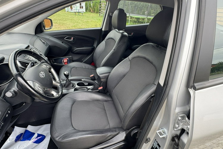 Hyundai ix35 1.6 Benz 135KM z Niemiec, LIFT 2015r, Pół-skóry, Grzane fotele, NAVI zdjęcie 20