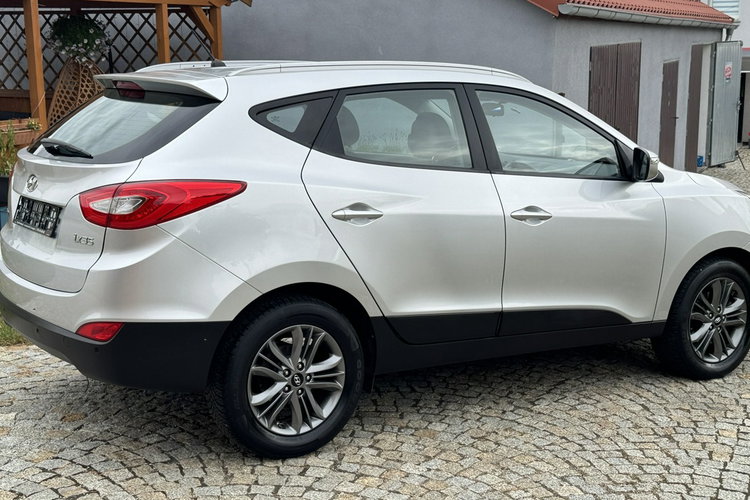 Hyundai ix35 1.6 Benz 135KM z Niemiec, LIFT 2015r, Pół-skóry, Grzane fotele, NAVI zdjęcie 9