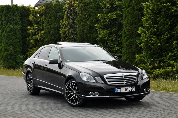 Mercedes E 200 1.8K(184KM) Avantgarde Navi El.Fotele Klimatronik Welur Szyber Alu19" zdjęcie 2
