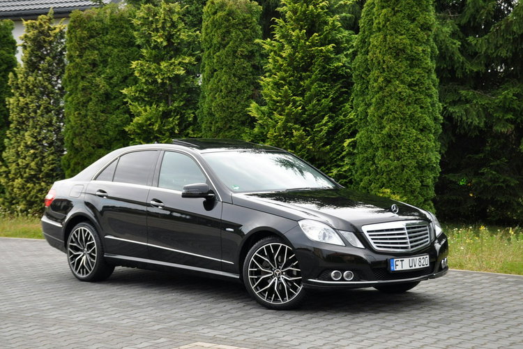 Mercedes E 200 1.8K(184KM) Avantgarde Navi El.Fotele Klimatronik Welur Szyber Alu19" zdjęcie 3