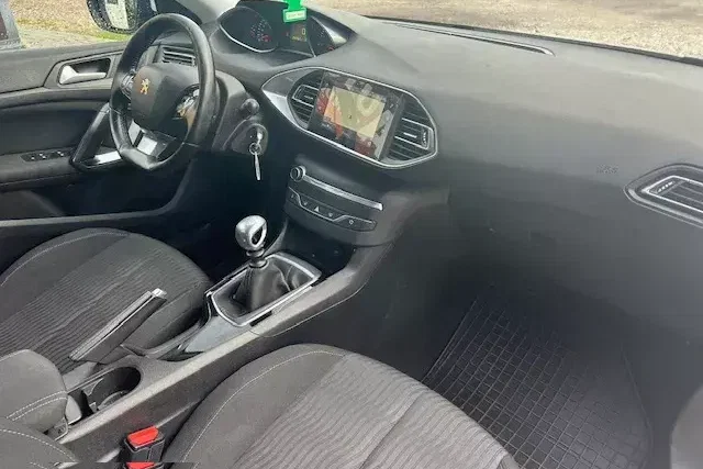 Peugeot 308 zdjęcie 10