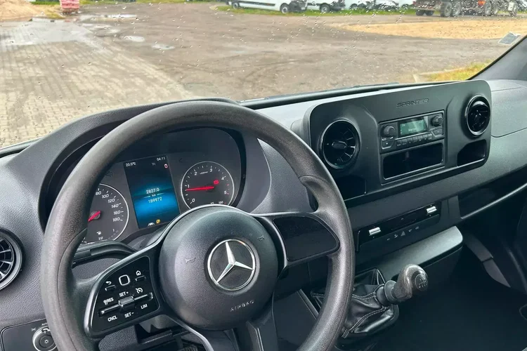 Mercedes Sprinter zdjęcie 16