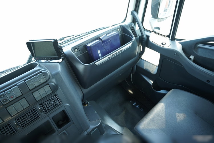 Iveco TRAKKER 410 / 6X4 / 2 STR. WYWROTKA + HDS ATLAS 125.2 /  HYDROBURTA / ROTATOR / MANUAL / EEV /  zdjęcie 45