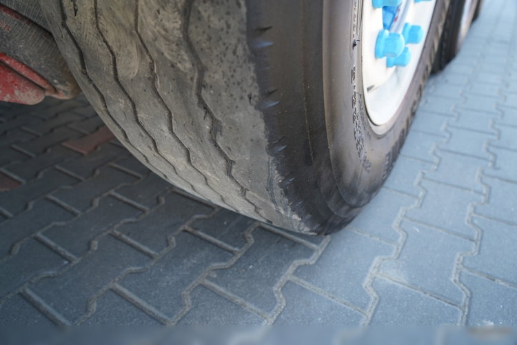 STAS  / WYWROTKA / 38 M3 / ALUMINIOWA / OŚ PODNOSZONA / ALUFELGI  zdjęcie 15