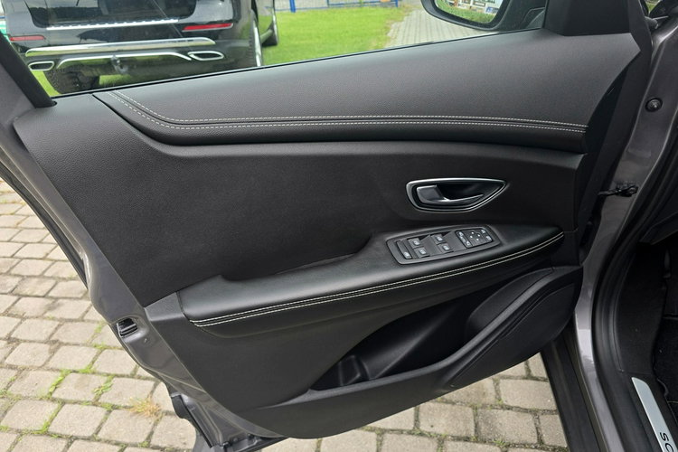 Renault Scenic Bezwypadkowy, bogate wyposażenie zdjęcie 19