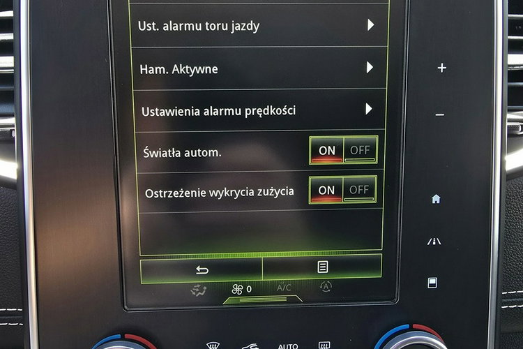 Renault Scenic Bezwypadkowy, bogate wyposażenie zdjęcie 24