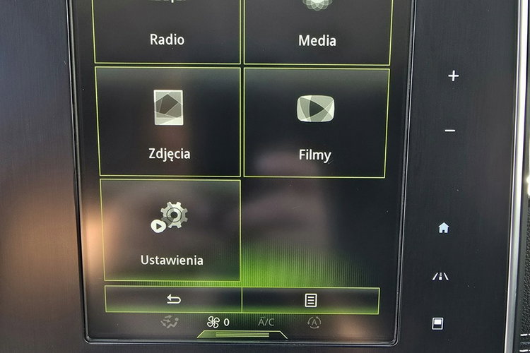 Renault Scenic Bezwypadkowy, bogate wyposażenie zdjęcie 28