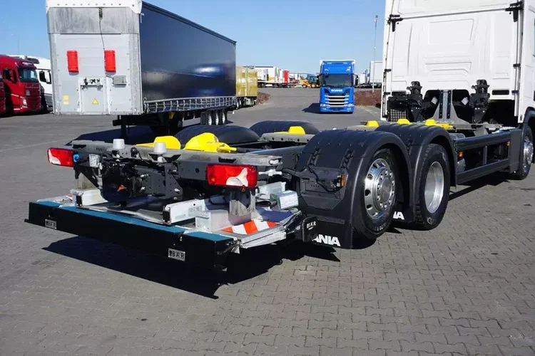 Scania / R 450 / ACC / E 6 / RETARDER / BDF + WINDA / 7.15 M , 7.45 M zdjęcie 32
